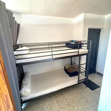 2 Pieces A 50m Avec Balcon Et Parking, 6 Couchages - Fr-1-229c-99 Apartment *